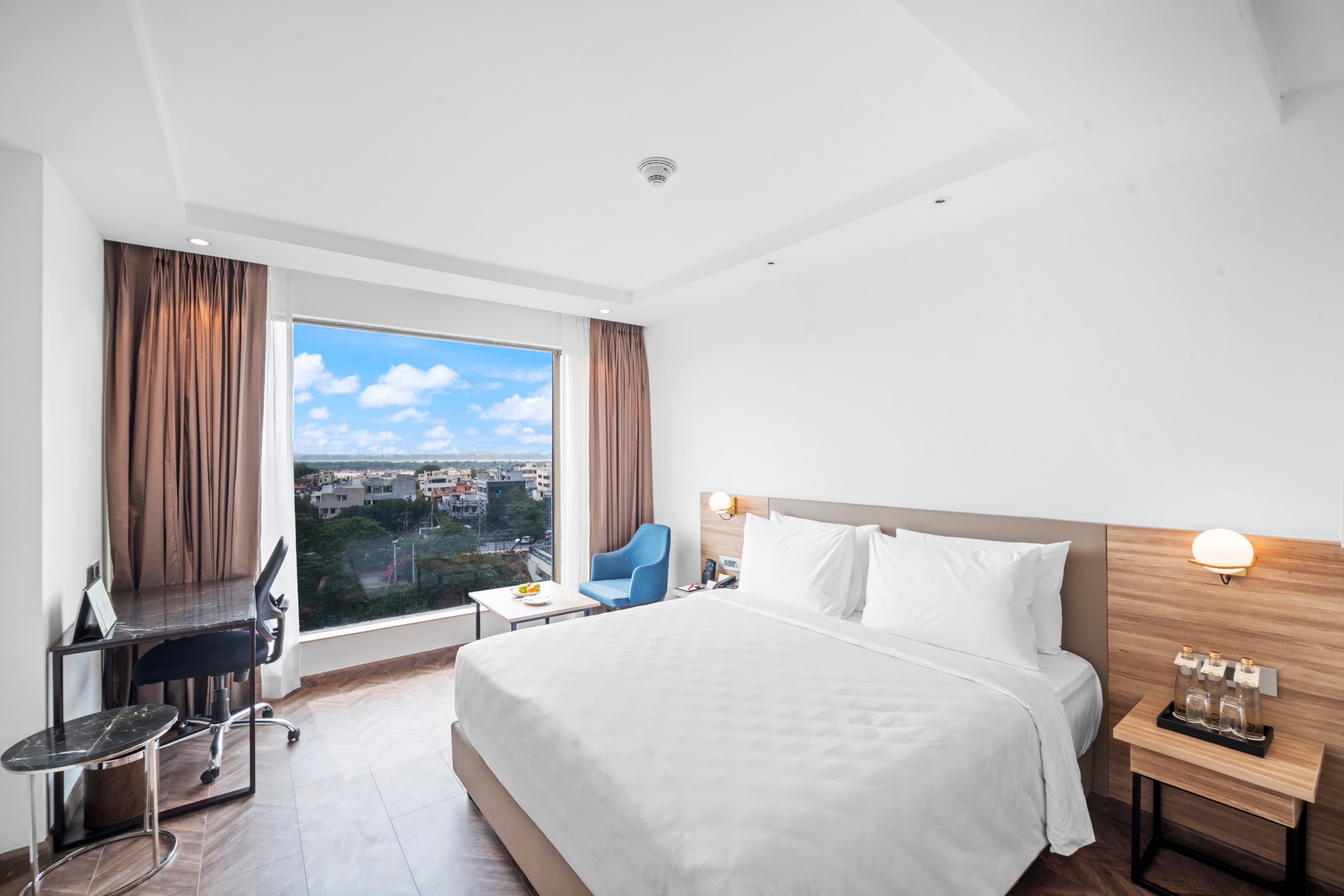 Grand Club River View